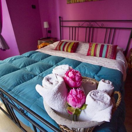 Ghiro Ghiotto Bed & Breakfast Pietra Ligure Exterior foto