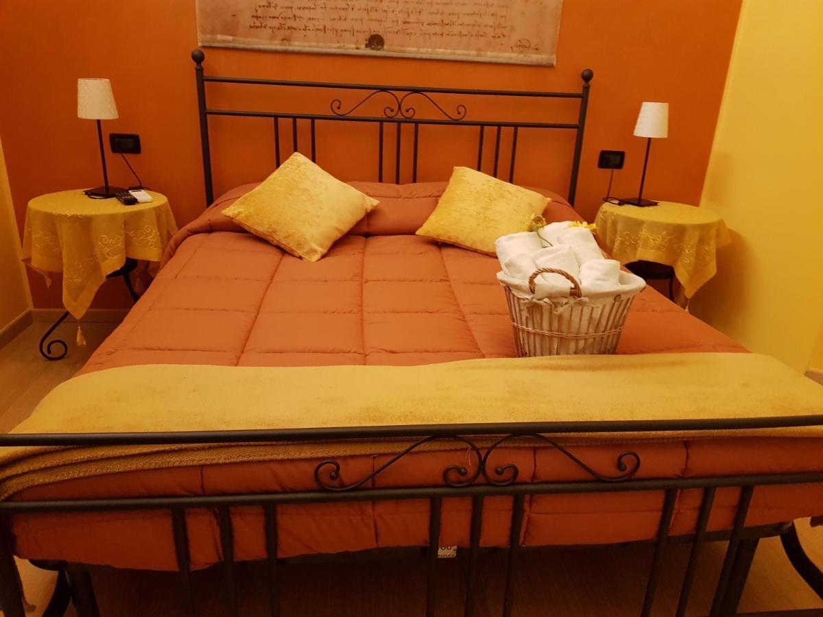Ghiro Ghiotto Bed & Breakfast Pietra Ligure Exterior foto
