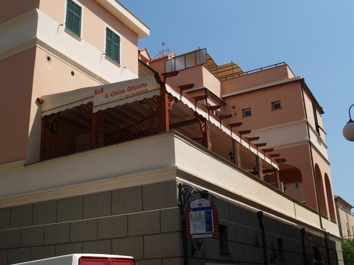 Ghiro Ghiotto Bed & Breakfast Pietra Ligure Exterior foto