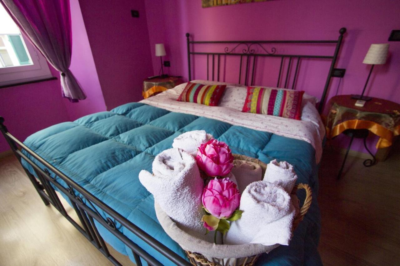 Ghiro Ghiotto Bed & Breakfast Pietra Ligure Exterior foto